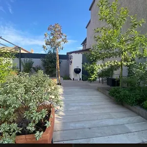  Appartement La Camarguaise 11bis Rue Du Jeu De Mail De Giraud