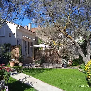  Chalet Les Oliviers De Camargue